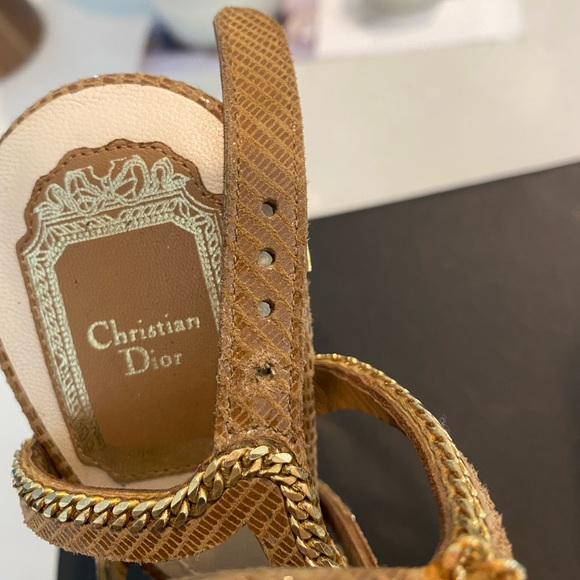 Authentic Christian Dior stilettos size 8.5 US. Lightly worn, high quality - Picture 10 of 12